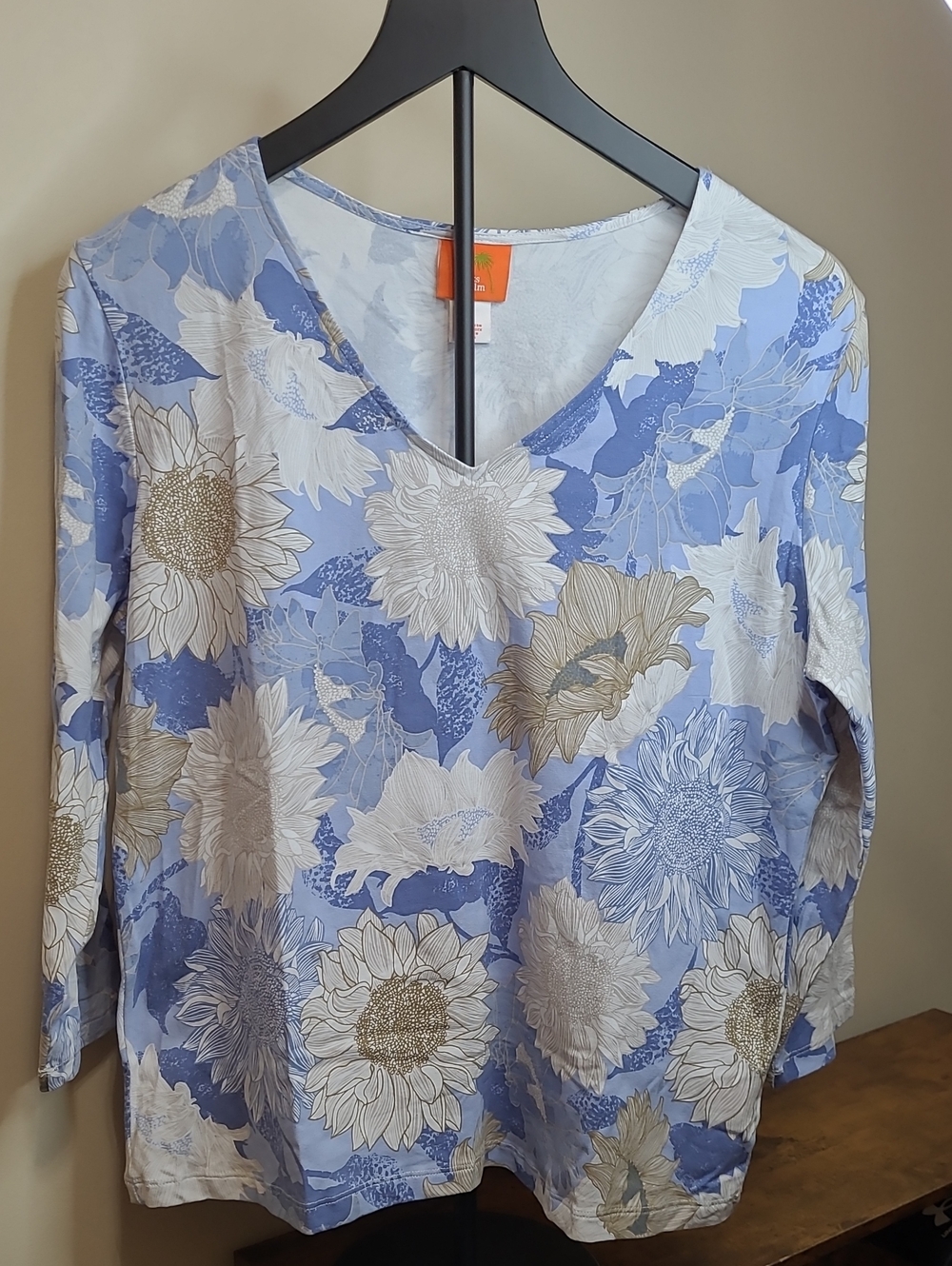 Hearts of Palm Blue, Tan & White Floral Print V-Neck Blouse size Large